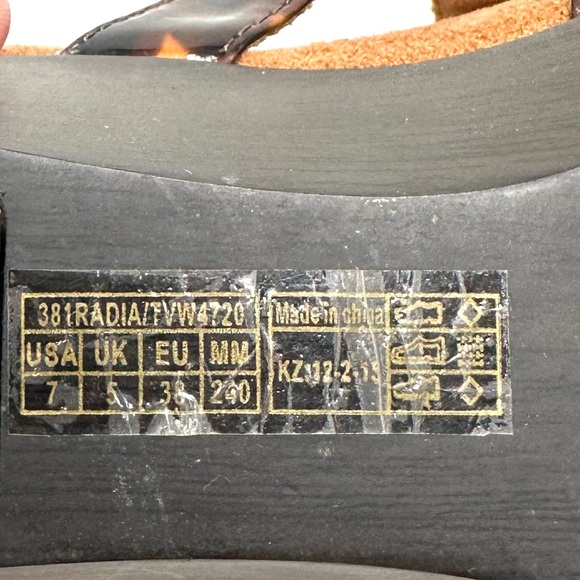 Vionic Tortoise Radia Orthodic Adjustable Triple Strap Wedge Sandals - Picture 11 of 12